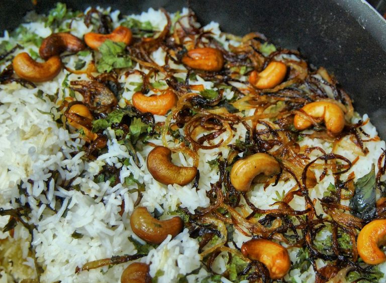 Thalassery Biriyani also known as Kerala Biryani uses Khyma rice (not to be confused with Basmati rice. Kayma rice are a short-grain and thin rice. Photo: Challiyan